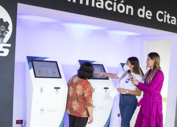 Quioscos del ISSS en Soyapango beneficia la agilización de trámites