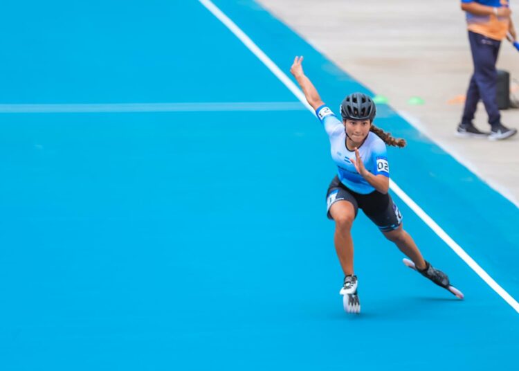 La patinadora Ivonne Nochez da para El Salvador la primera medalla de plata
