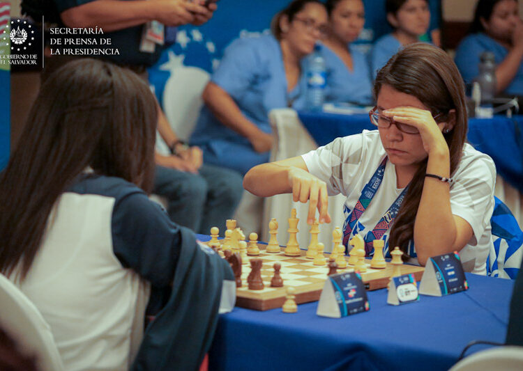 Celina Palacios abre la participación salvadoreña en el ajedrez de los XXIV Juegos Centroamericanos y del Caribe