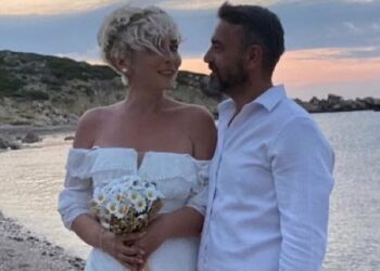 Mujer muere al caer por un acantilado poco después de que su novio le pidiera matrimonio