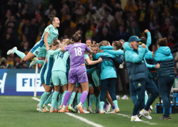 Australia avanza con victoria 4-0, Canadá se despide del Mundial