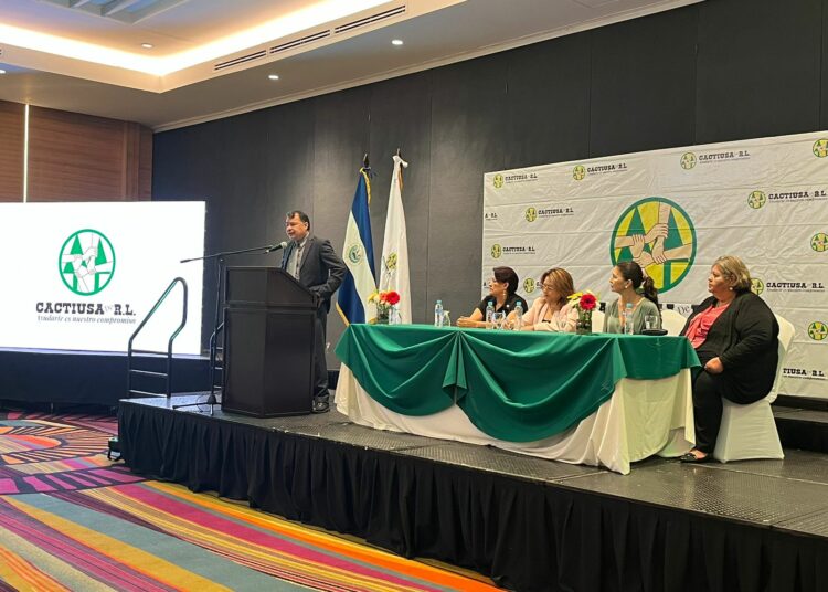 CACTIUSA organiza conferencia magistral «Nuestro compromiso para preservar el medio ambiente»