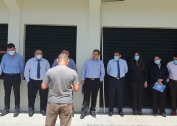 Nueve empleados de la Corte de Cuentas son capturados tras presuntamente favorecer 45 alcaldías