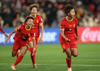 China con 10 jugadoras le gana 1-0 a Haití con un gol de penal