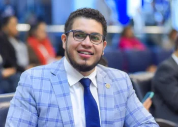 Diputado Erick García se pone a disposición de la Fiscalía tras difundirse imágenes que lo intentan ligar con estructuras delictivas