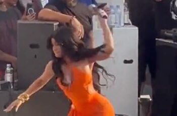 (VIDEO) Cardi B enfurece contra fan y le lanza el micrófono por mojarla con cerveza
