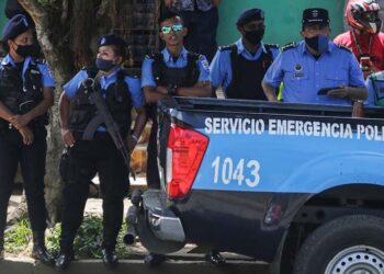 Sandinistas proponen reforma para castigar a «desertores»