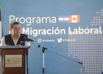 Parte noveno contingente de salvadoreños para trabajar en Canadá