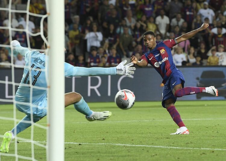 La inquietante crisis que vive el Barcelona en el umbral del debut en la Liga de España