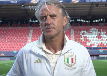 Roberto Mancini renunció como entrenador de la selección de Italia