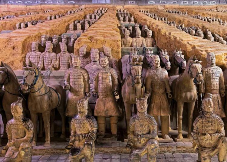 ¿Por qué arqueólogos temen abrir la tumba del primer emperador chino, intacta por más de 2.000 años?