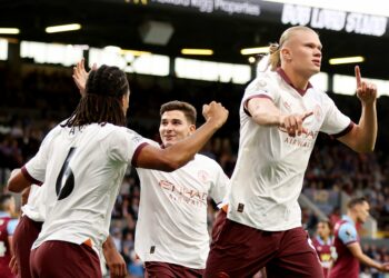 (VIDEO) Manchester City derrota 3-0 al Burnley y el regaño de Guardiola a Haaland