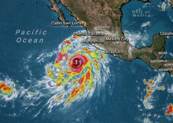«Hilary» amenaza a México y California con inundaciones