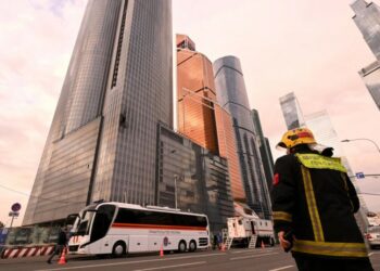 Tres civiles rusos mueren en ataque con drones en Bélgorod