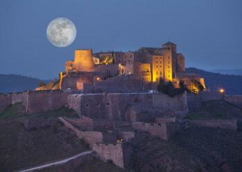 El embrujo que mantiene cerrada la habitación 712 del Parador de Cardona, España