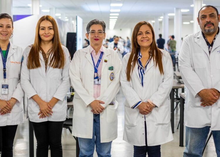 Gobierno incrementa el número de especialidades médicas