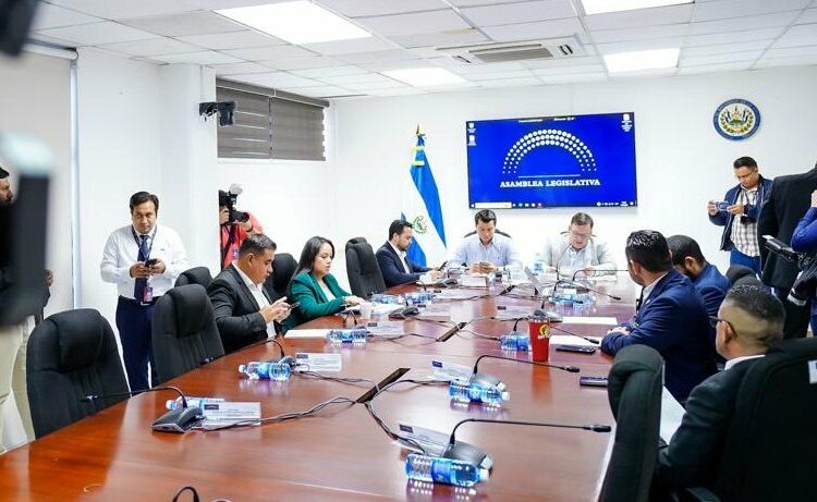 Diputados destacan medidas impulsadas para paliar impacto de la inflación