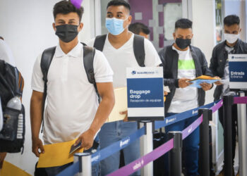 El Salvador continúa fuera del top de países con mayor migración irregular hacia Estados Unidos