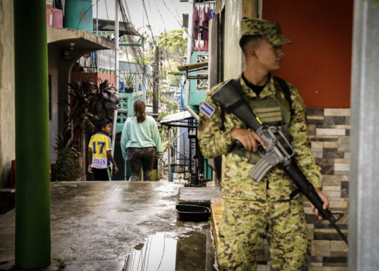 Autoridades verifican ambiente en la comunidad Tutunichapa