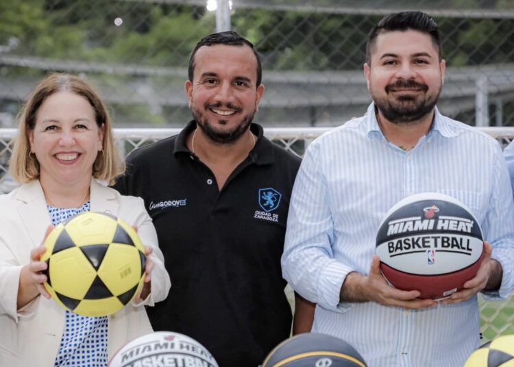 ACNUR y Tejido Social entregan implementos a escuelas deportivas de Zaragoza