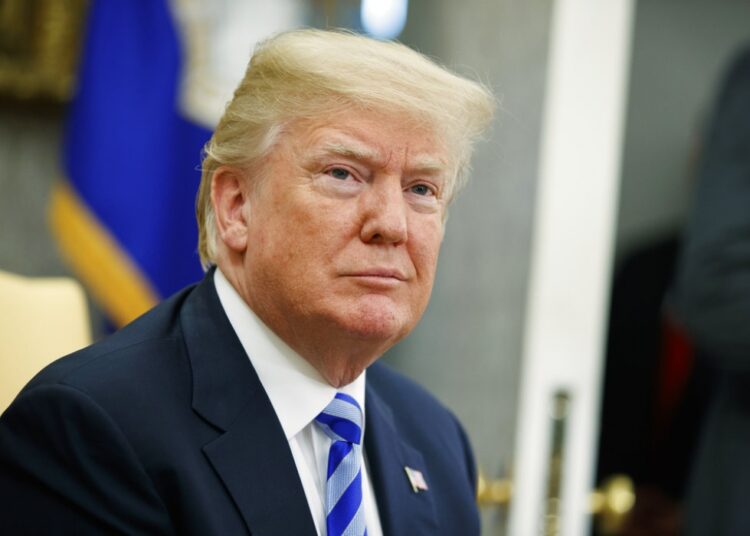 Desestiman demanda por difamación presentada por Trump
