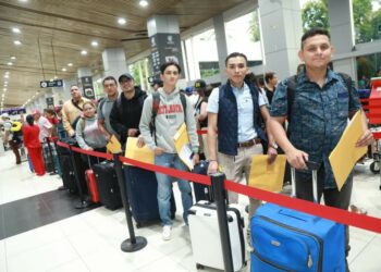 La próxima semana saldrá un nuevo contingente de trabajadores salvadoreños hacia Canadá