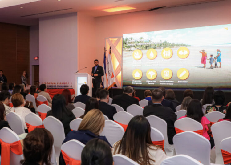 Instituciones del Gobierno reciben reconocimiento por los trabajos en la niñez y adolescencia