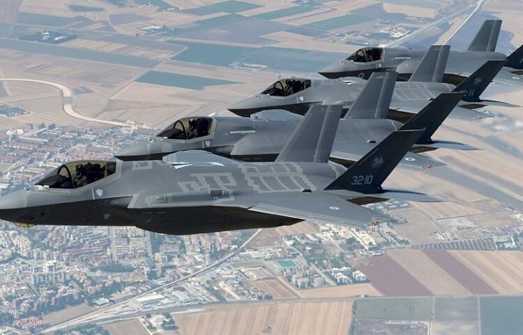 Los pilotos ven cosas muy extrañas en los campos de entrenamiento militar de Estados Unidos