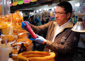Defensoría identifica más de 130 productos vencidos en comercios de la feria Sivarland