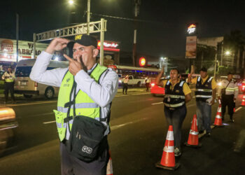 VMT supervisa control vehicular y anuncia nuevo sistema de imposición de esquelas