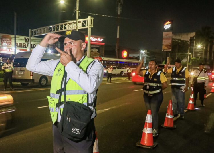 VMT supervisa control vehicular y anuncia nuevo sistema de imposición de esquelas
