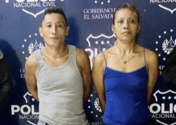 Capturan a una pareja que amenazó con machete y pistola a los habitantes de San Miguel