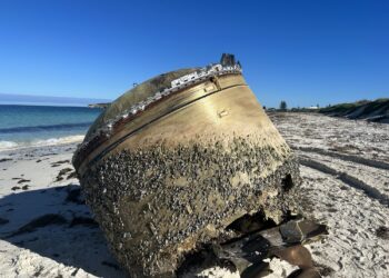 Resuelven el misterio del «peligroso» objeto que encalló en una playa australiana