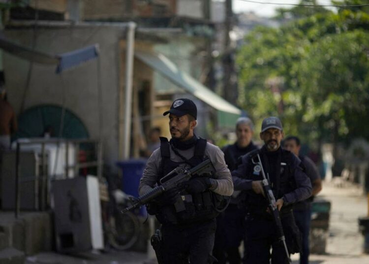 Operativos policiales en Brasil dejan al menos 44 muertos