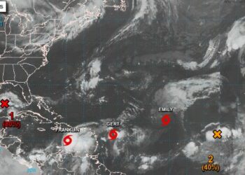 Mientras Hilary golpea Baja California, en el Atlántico se formaron las tormentas Emily y Franklin