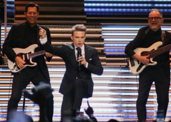 Un video muestra los problemas de salud de Luis Miguel arriba del escenario