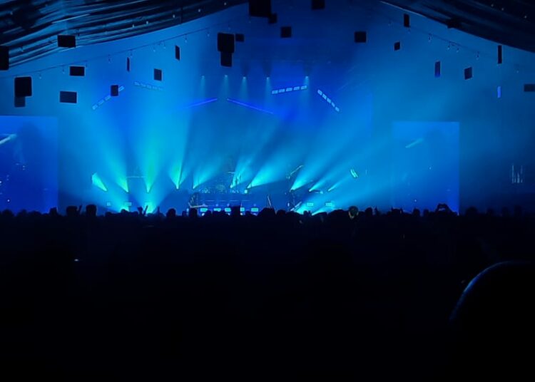Matute puso a cantar y a bailar a su público en un concierto inolvidable
