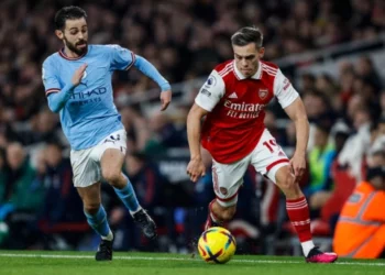 Manchester City y Arsenal van por el primer título oficial de la temporada en Inglaterra