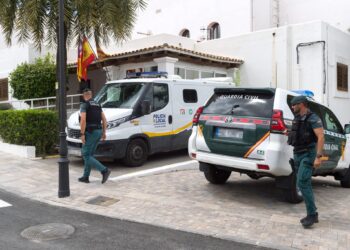 Arrestan a un grupo de seis de turistas franceses por violar a una joven de 18 años en España