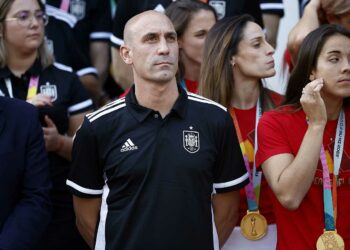 FIFA abre expediente disciplinario a Rubiales por el beso a Jenni Hermoso