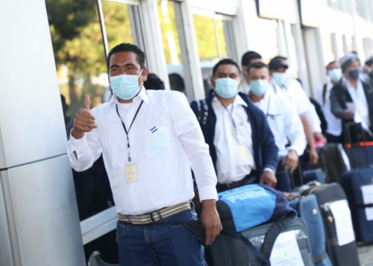 Empresarios estadounidenses se encuentran en el país en busca de mano de obra