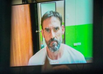 Juzgado ordena libertad de Ernesto Muyshondt por dos delitos, pero seguirá en prisión por otros procesos