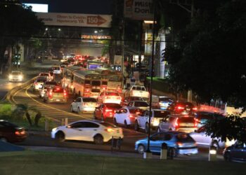 El país está por alcanzar 1.7 millones de vehículos en circulación