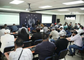 Más de 150 sindicatos y Ministerio de Trabajo continúan con el análisis del Código de Trabajo