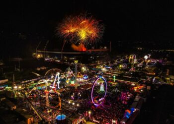 Visitantes del campo de la feria destacan ambiente seguro en este periodo vacacional
