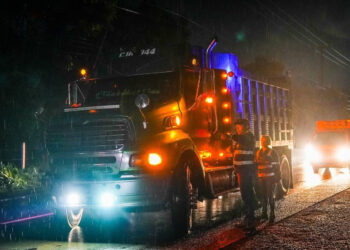 Autoridades verifican cumplimiento de horarios del transporte de carga