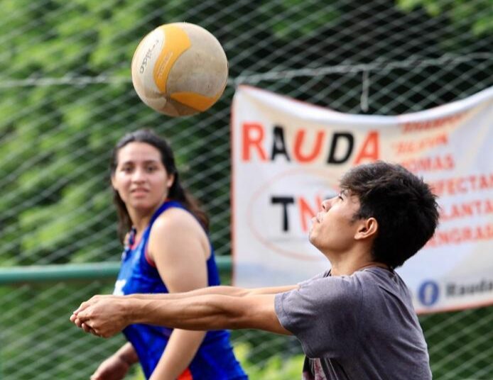 III Open de Voleibol de Playa reunió a 41 duplas
