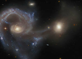 El Hubble capta la colisión de dos galaxias