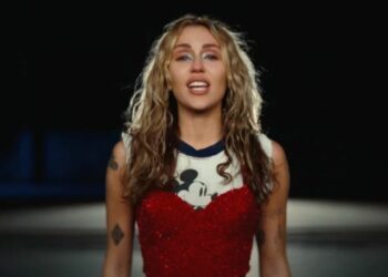 Miley Cyrus vuelve a ser Hannah Montana: sorprende a sus fans con cambio de ‘look’