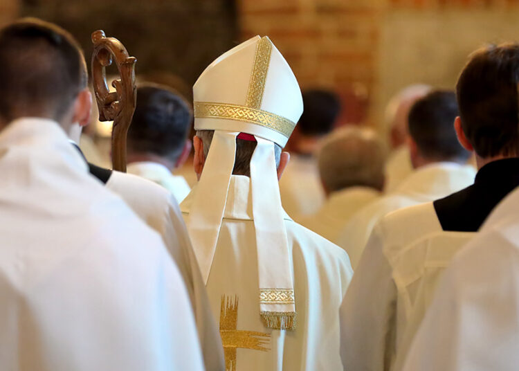 La Fiscalía española pide investigar en profundidad el encubrimiento de la pederastia en la Iglesia